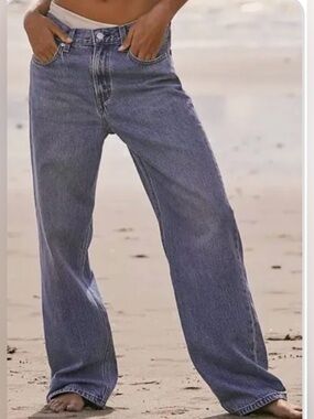 Levi's Loose Straight Jeans EUC